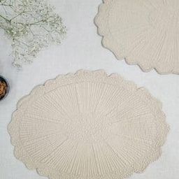 Set of 2 quilted cotton Cream oval table mats (14.5"x20.5")-21