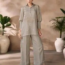 Women Embroidered 3-Piece Set-picture-10