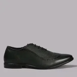 Men Patterned Wingtip Oxford Shoes-image-93