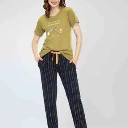Women Typographic Print T-Shirt & Pyjamas Set-picture-33