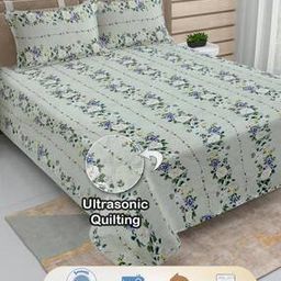 400 GSM Floral Print King-Size Reversible Bedcover with Pillow Covers-image-95