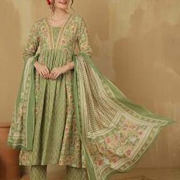 Women Floral Flared Kurta Set-29