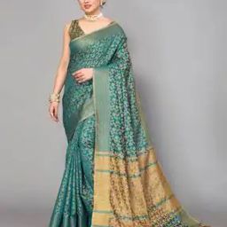 Women Floral Pattern Saree with Contrast Border-image-4