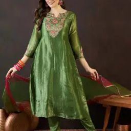 Women Embroidered Silk BlendKurta Set-image-79