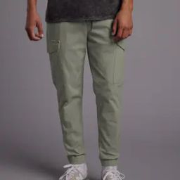 Men Relaxed Fit Cargo Pants-image-22
