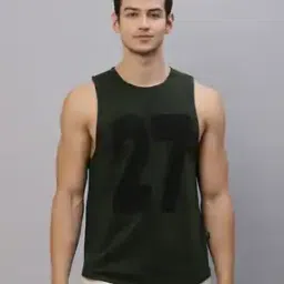 Graphic Print Sleeveless Vest-image-33