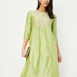 Women Yoke Embroidered Straight Kurta-image-74