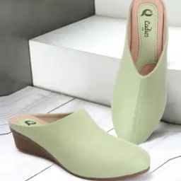 Women Slip-On Casual Shoes -image-25