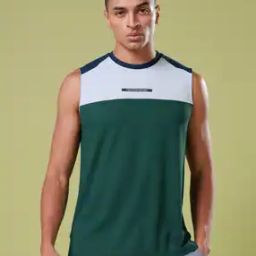 Men Colourblock Regular Fit Vest with Round Neck-picture-8