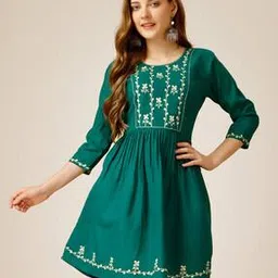aradhna Embroidery Top-picture-42
