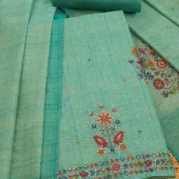 Women Floral Unstitched Dress Material-image-91