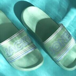 Men Slip-On Round-Toe Flip Flops-16