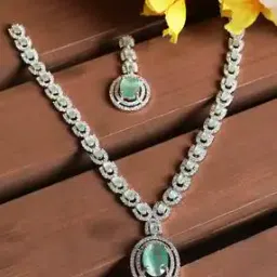 Stone-Studded Necklace & Earrings Set-image-56