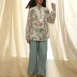 Women Floral Print Cotton Straight Kurti-image-58