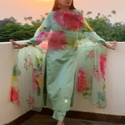 Women Straight Kurta with Pants & Dupatta-image-41