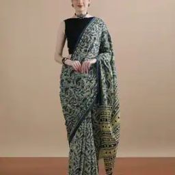 Women Floral Print Pure Cotton Saree-image-82