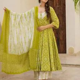 Women Bandhani Print Anarkali Kurta Set-image-48