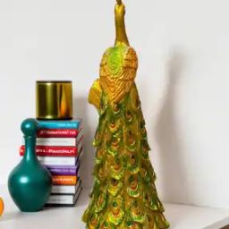 Polyresin Beautiful Peacock-49
