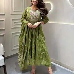 Women Embroidered Anarkali Kurta Set-image-53