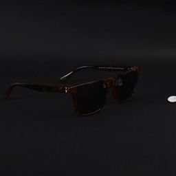 Unisex Polarized and UV Protected Wayfarer Sunglasses -VC S13971-15