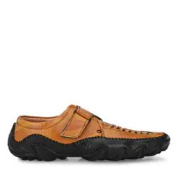 Shoe-Style Sandals with Velcro Fastening-image-67