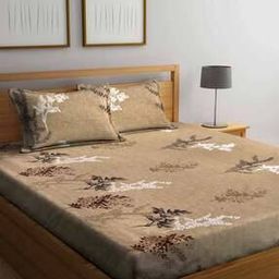 Floral Print Bedsheet with 2 Pillow Covers-image-77