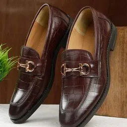 teakwood leathers Men Croc-Embossed Slip-On Loafer Shoes-picture-23