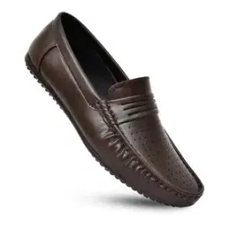 Low-top Slip-on Loafers-image-33