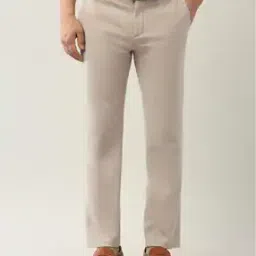 Men Mid-Rise Straight Fit Flat-Front Pants-picture-2