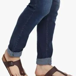 Thong-Strap Sandals with Buckle Closure-image-86