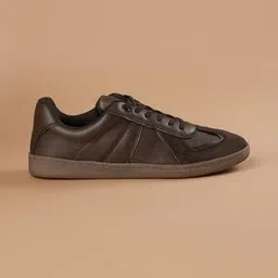 Men Round-Toe Shoes with Lace Fastenings-image-9