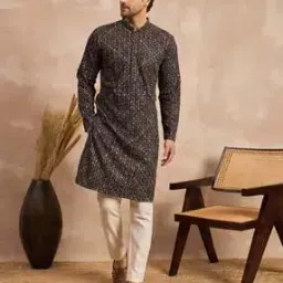 swagg india Men Embroidered Regular Fit Long Kurta-picture-37