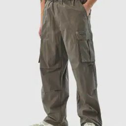 Men Baggy Fit Cargo Pants-image-41