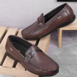 Men Round-Toe Slip-On Loafers with Metal Accent-image-12