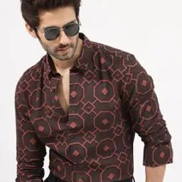 Men Geometric Print Regular Fit Shirt with Curved Hem-image-7