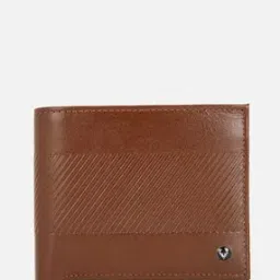 Men Textured Bi-Fold Wallet-image-51