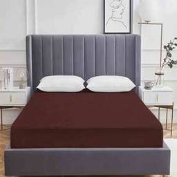 200 GSM Queen-Size Fitted Mattress Protector-picture-34