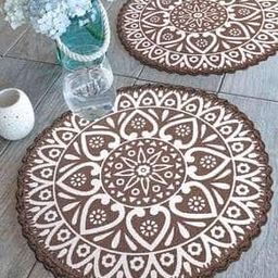 Set of 2 Crochet Antiskid Printed Table Mats-image-4