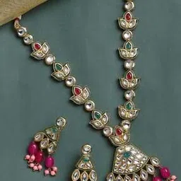 NEGK20-Gold-Plated Stone-Studded Necklace & Earings Set-image-15