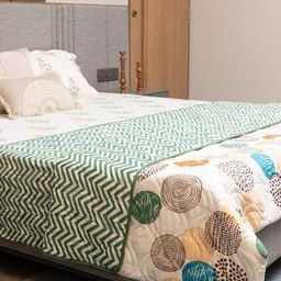 Geometric Print Quilted A/C Blanket-image-46