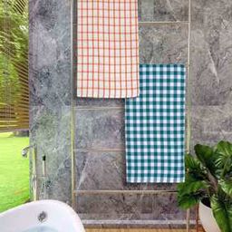Set of 2 Checked Cotton Bath Towels 53" x 25"-image-24
