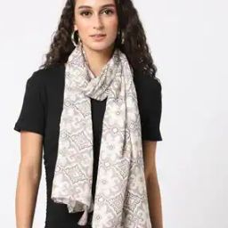 Women Printed Scarf with Tassel Accent-picture-24