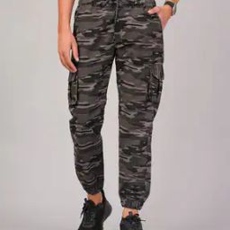Men Straight Fit Cargo Pants-image-52