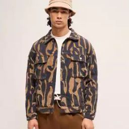 Men Camouflage Regular Fit Jacket-image-96