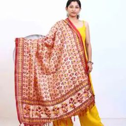 Women Floral Print Dupatta with Tassels-picture-39