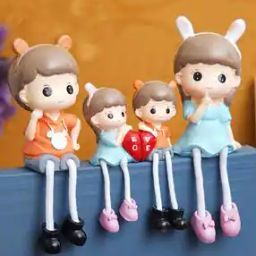 4 Pieces Showpiece-4
