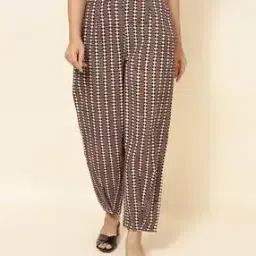 Geometric Print Pants with Insert Pockets-10