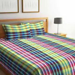 Checked Double King Size Bedcover with 2 Pillow Covers-23