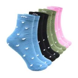 Pack of 4 Women Heart Print Everyday Socks-image-98