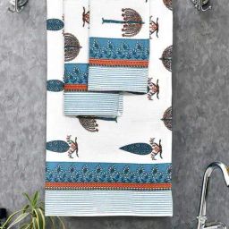 mafatlal Set of 3 Floral Print Bath Towel with Hand Towels image 1